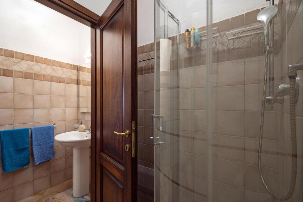 L'Estasi Tanca Piras A Bordo Piscina Con Vista Mare Villa Nebida Luaran gambar
